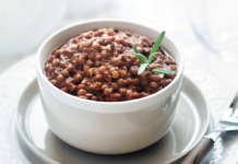 Lenticchie germogliate in crema di sesamo e semi