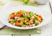 Fusilli di ceci con pomodorini