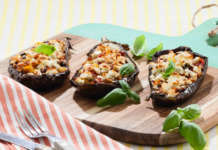 Melanzane ripiene alla mediterranea con feta e capperi