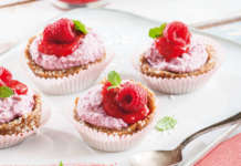 Tortine vegan al cocco e lamponi