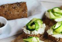 crostoni di caprino e zucchine