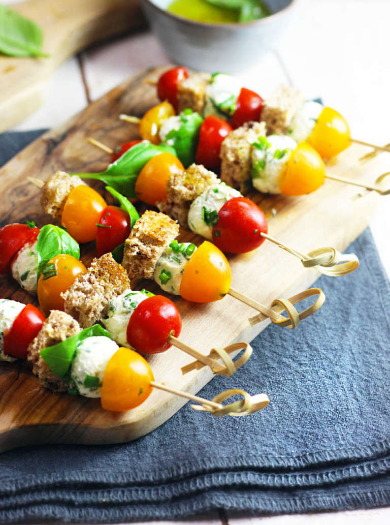 Spiedini crudi di pomodorini