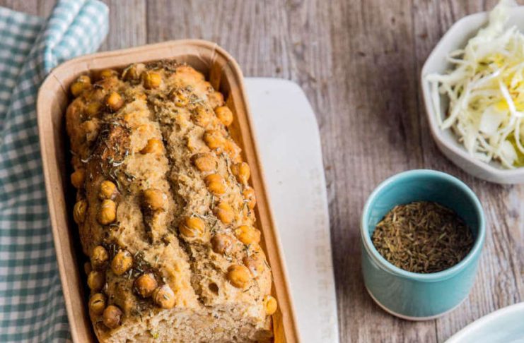 Plumcake alla segale con ceci al rosmarino