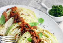 Cavolo cappuccio grigliato con salsa veloce