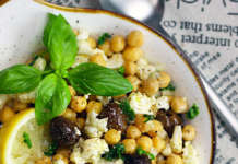 Insalata di ceci, olive e cavolfiore