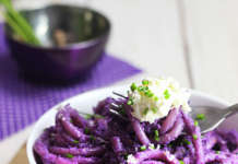 spaghetti viola al cavolo cappuccio