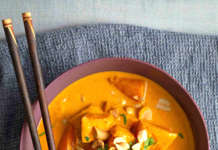 Zuppa di zucca e cocco al curry