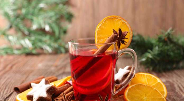 E dopo il pranzo di Natale? Ecco tre tè aromatizzati per digerirlo meglio