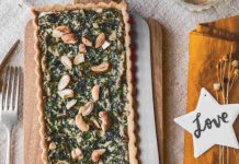 Crostata integrale al peperoncino con cavolo nero e anacardi