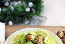 Insalata di cavolini di bruxelles crudi