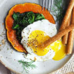 Uovo su bietole e zucca