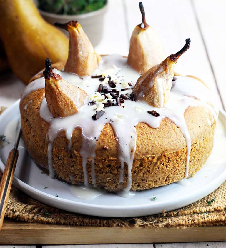 Torta vegan di nocciole e pere