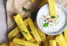 Patatine croccanti di polenta