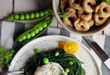 Uovo su nido di barba di frate