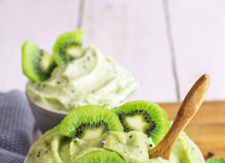 Sorbetto istantaneo di kiwi, vegan