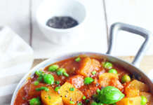 Curry di patate e piselli