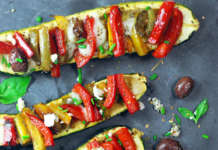 Barchette di zucchine con peperoni e mozzarella