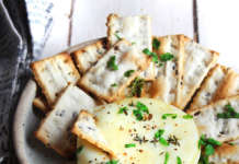 Crackers all'acqua senza lievito