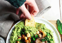 Hummus di cavolo nero