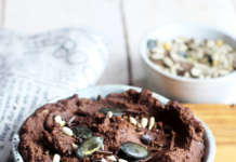 Hummus dolce al cacao