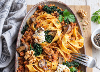 Ragù vegan di funghi e noci