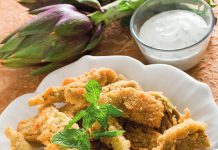 Carciofi impanati al forno con salsa di yogurt alla menta