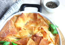 Teglia di verdure cremose vegan con pasta fillo