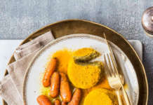 Sformatini di lenticchie rosse alla curcuma con carote arrosto