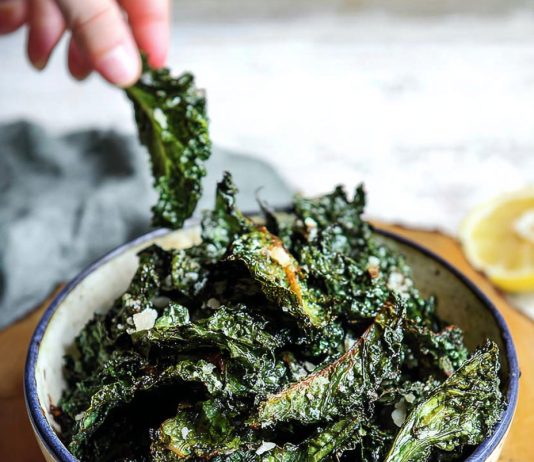 Chips di cavolo nero al forno