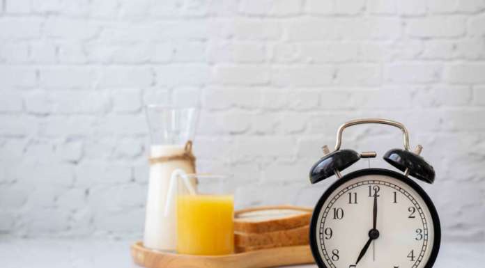 Chi fa colazione presto aiuta la glicemia e il metabolismo
