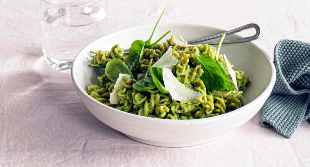 fusilli-ceci-avocado-spinacino Fusilli di ceci con pesto di avocado e spinacini