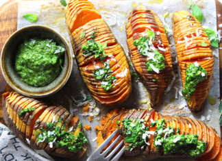 Le mille proprietà delle patate dolci (e come valorizzarle in cucina) Patate dolci hasselback