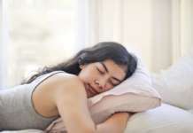 Bastano 80 minuti di sonno in meno per iniziare a ingrassare