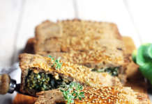 Torta salata di grano saraceno con erbette e uova