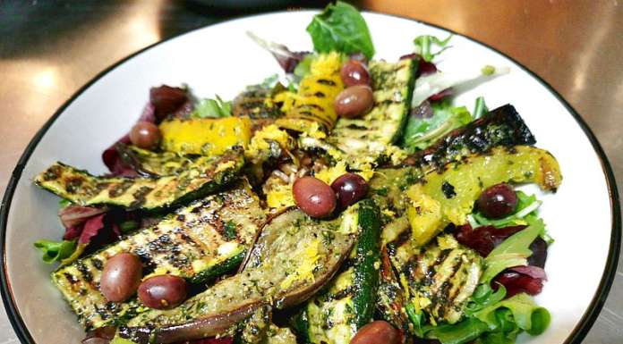 Verdure e cereali in insalata per una gustosa prossima estate