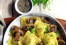 Ravioli di farina di mais e farro