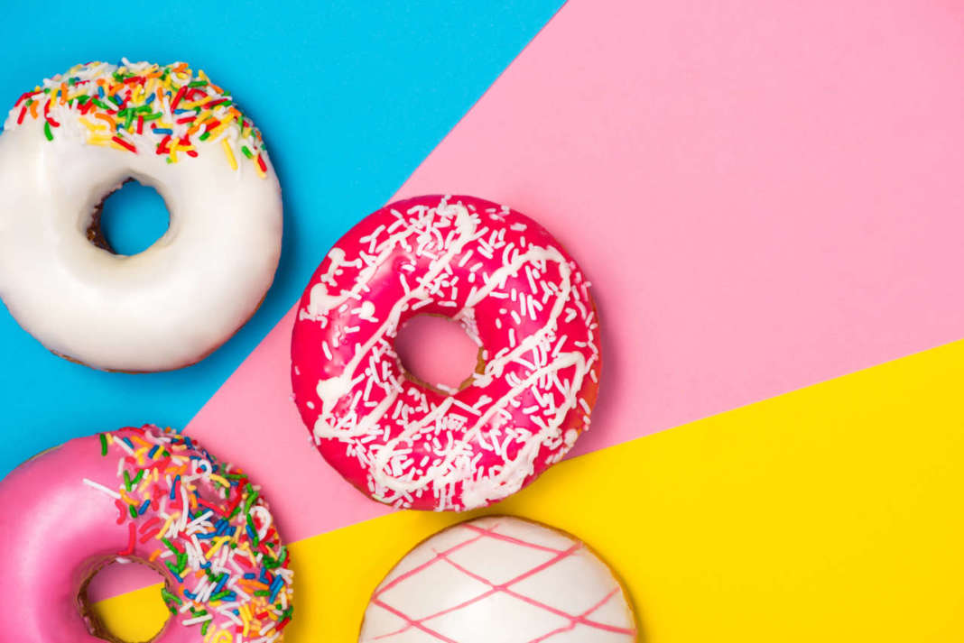 dolci con glassa con biossido di titanio