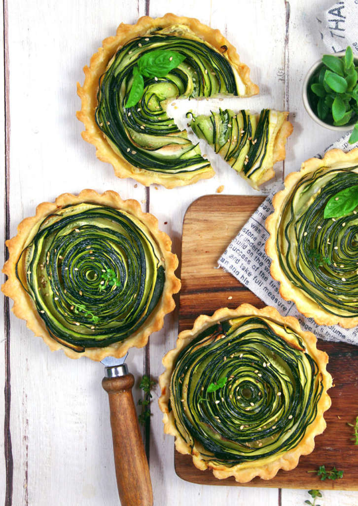 Crostatine salate di zucchine