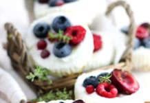 Mini dessert frozen yogurt