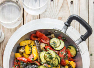 Padellata di verdure estive alle erbe