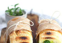 Panino melanzana, pesto e mozzarella