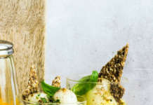 Bicchierini di ricotta alla curcuma con melone bianco
