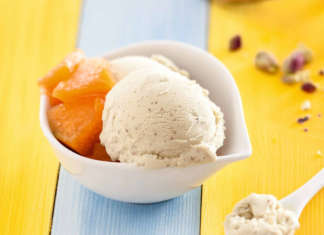 Gelato di pistacchio con melone al passito