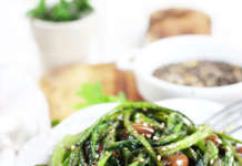 Contorno di gambi di erbette