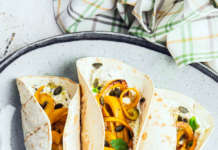 Tortillas al caprino con peperoni, semi di zucca e menta
