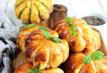 Pizza a forma di zucca