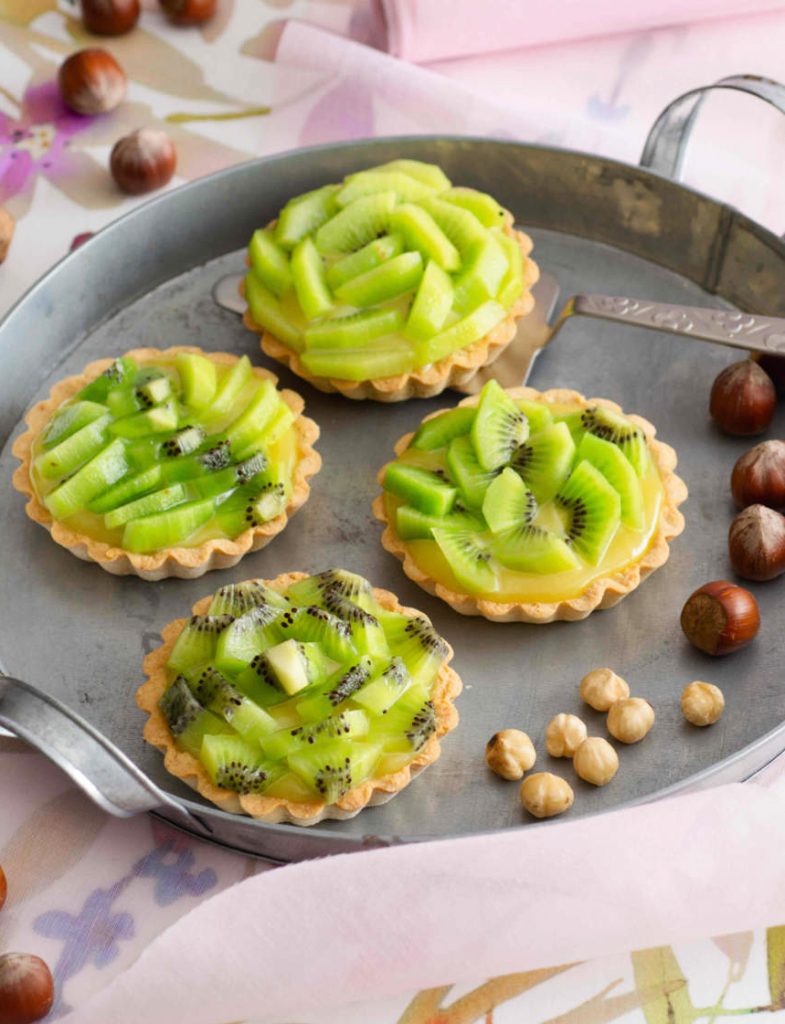 Mini crostate di nocciole alla frutta | senza glutine - Cucina Naturale