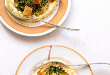 Crema di ceci e cicoria ripassata con crostini