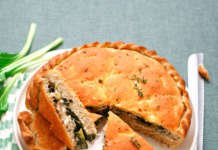 Focaccia chiusa con bietoline e crema di cannellini