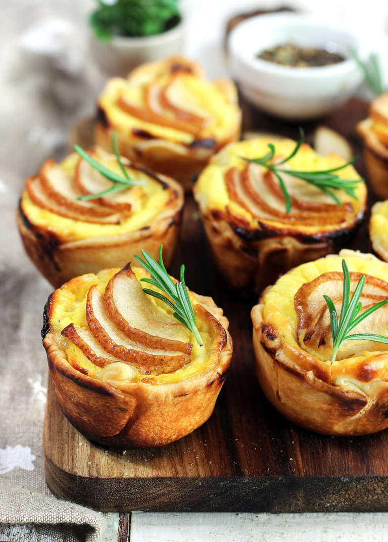 Mini quiche caprino e pere